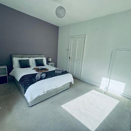 Cumberland House-2 Bed House Appartement Workington Buitenkant foto